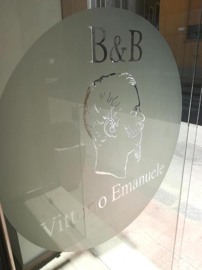 B & B Vittorio Emanuele Каникатти Экстерьер фото